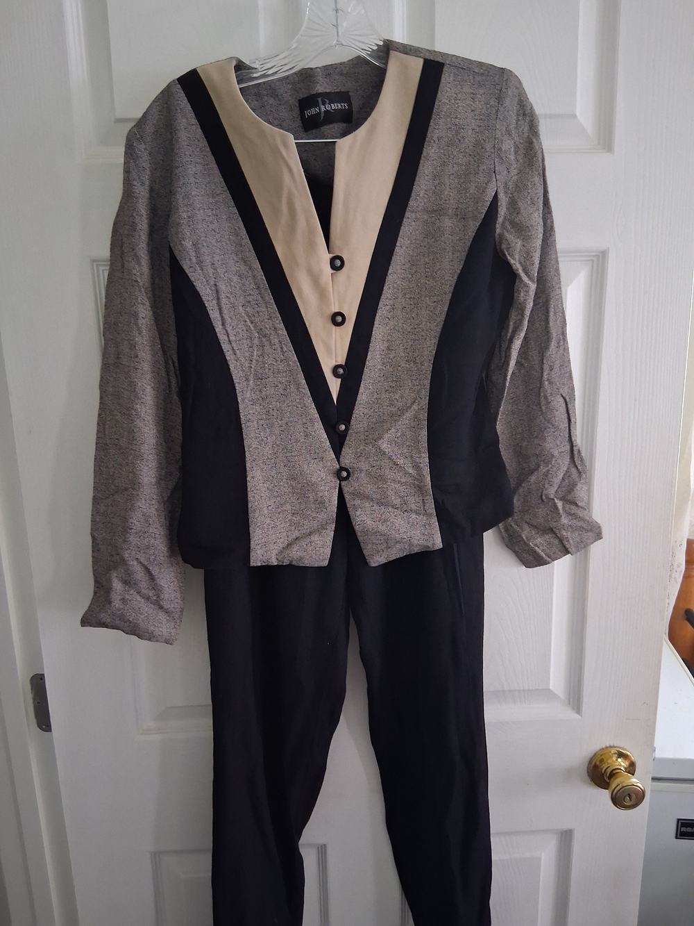 Classic Two-Tone Black and Cream Pant suit